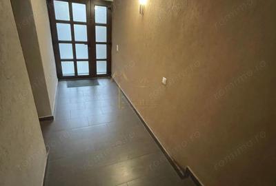 Casă cu 6 camere cu Teren 252 Mp în Semicentral - 18