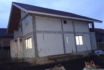 Casa noua semifisata in Deva, P+M, zona Zavoi, SC:245 mp, teren 719 mp Casa noua semifisata in Deva, P+M, zona Zavoi, SC:245 mp, teren 719 mp - 2