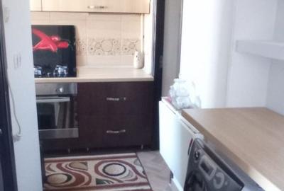 Apartament cu 3 camere decomandat în Central - 2