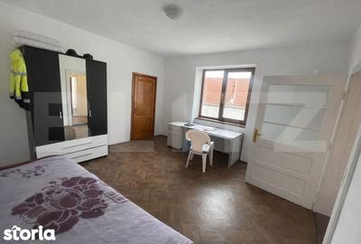 Casă cu 4 camere cu Teren 900 Mp în Central - 12