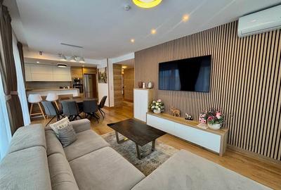 Penthouse Exclusivist Kasper Tractorul - 1