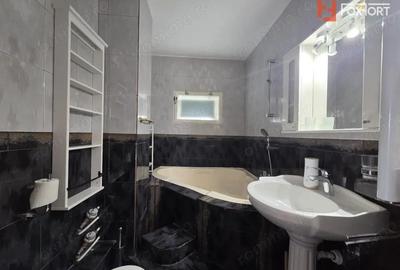 Apartament de 165 mp,4 camere,rezultat din unificarea a 2 apartamente,zona Intim - 3