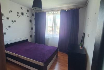 Apartament cu 2 camere decomandat în Titan