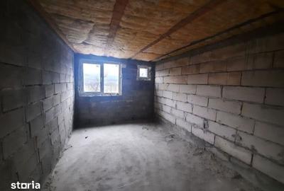 Casă cu Teren 800 Mp în Central - 5