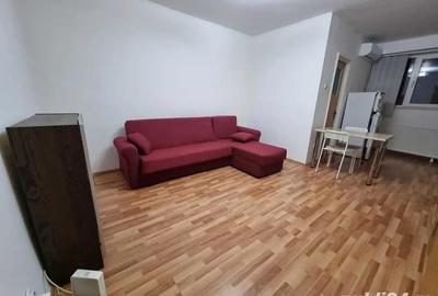 Garsonieră semidecomandată în Basarabia