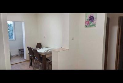 Apartament cu 2 camere decomandat în Central - 3