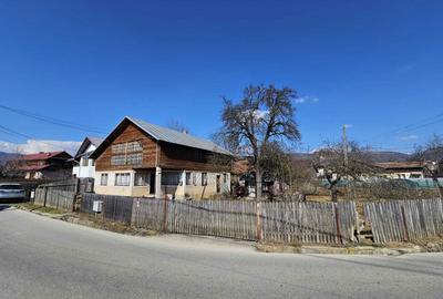 Casă cu 4 camere în Poiana - 8