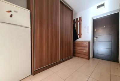 Garsonieră decomandată, mobilată în Central