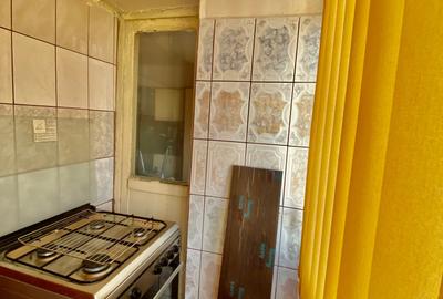 Apartament cu 3 camere decomandat în Micro 12 - 8