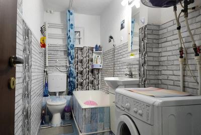 Apartament cu 2 camere decomandat în Gară
