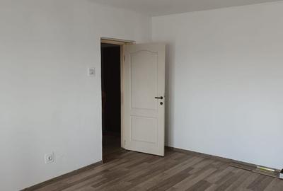 Garsonieră decomandată în Palazu Mare - 3
