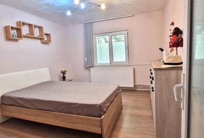 Casă cu 3 camere cu Teren 2100 Mp în Tuzla