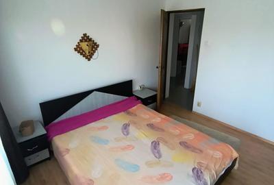 Apartament cu 3 camere decomandat în Central - 2
