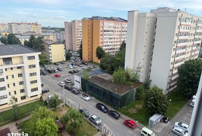 Apartament cu 2 camere decomandat în Micro 6 - 15