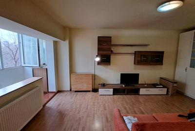 GARSONIERA ELEGANTA - MOBILATA SI UTILATA INTEGRAL - 1