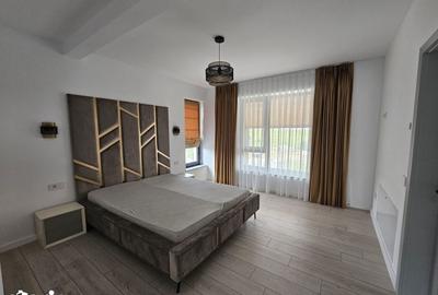 Casă cu 4 camere cu Teren 700 Mp în Bârnova - 2