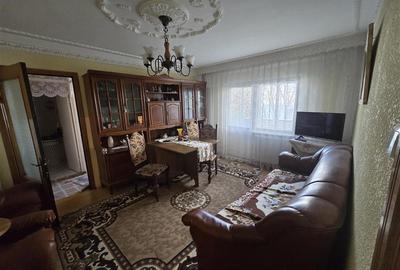 Apartament cu 2 camere semidecomandat, mobilat în Burdujeni