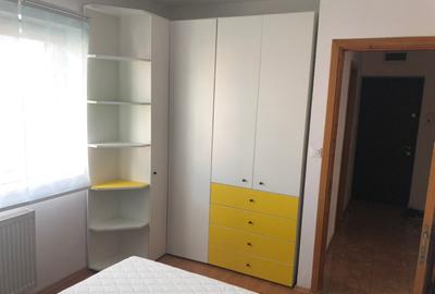 Apartament cu 2 camere decomandat în Drumul Taberei