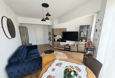Apartament cu 3 camere decomandat în Tractorul - 4