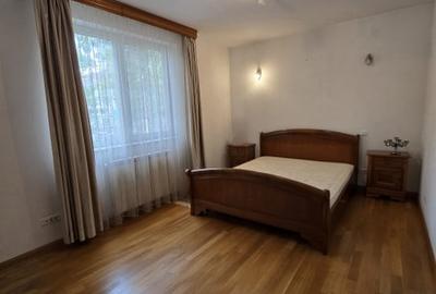 Apartament pe 2 etaje l curte de 187 mp  HERASTRAU - 6