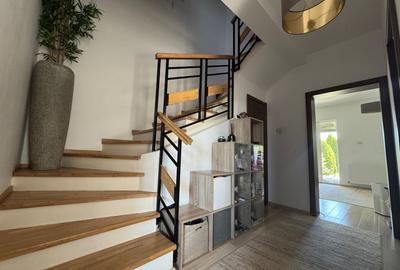 Duplex cu 4 camere cu Teren 303 Mp în Ghiroda - 10