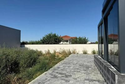 Casă cu 8 camere cu Canalizare în Dobroești - 4