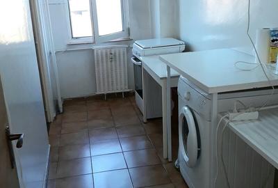 Lacul Tei, Parc, Universitatea Tehnica de Constructii, semistradal - 10