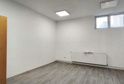 Spațiu comercial, de 60 mp, în Ultracentral - 7