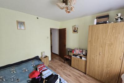 3 cam | 71 mp | Bl 1980 anvelopat | 10m metrou | Lujerului | necesita renovare