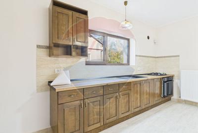 De vanzare | Vila cu 3 camere de vanzare in zona Piatra Arsa, Busteni - 18