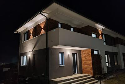 Casă cu 4 camere în Dezmir - 1