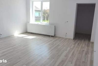 Casă cu 4 camere cu Teren 1200 Mp în Leordeni - 5