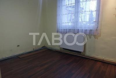 Apartament 2 camere decomandate 35 mp parter Cisnadie - 6
