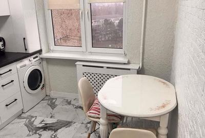 Garsonieră decomandată în Florilor - 2