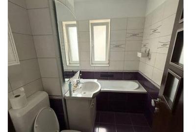 Apartament cu 3 camere decomandat în Tineretului - 2