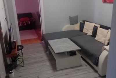 Apartament cu 2 camere decomandat în Central - 1