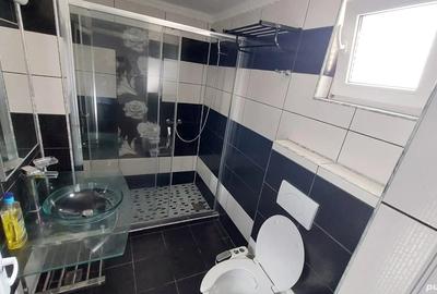 Casă cu 5 camere cu Teren 300 Mp în Central - 2