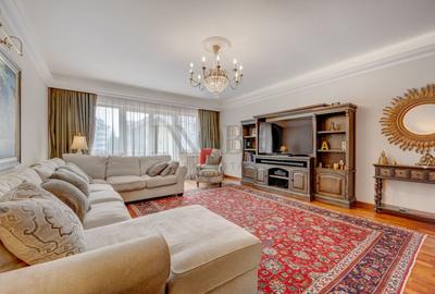 Apartament cu 4 camere, mobilat în Herăstrău