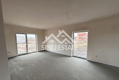 Casă individuală cu 5 camere cu Canalizare în Șura Mică - 10