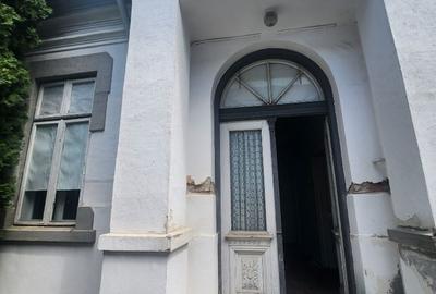 Casă cu 3 camere în Central - 5