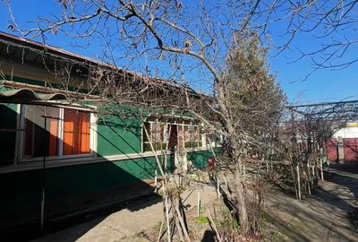 Casă cu 4 camere cu Teren 325 Mp în Dămăroaia - 1