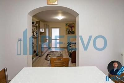 Casă cu 3 camere cu Teren 2270 Mp în Central - 16