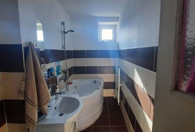Apt 4 cam Calea Romanului decomandat, Nufarului, Cod 159746 - 8