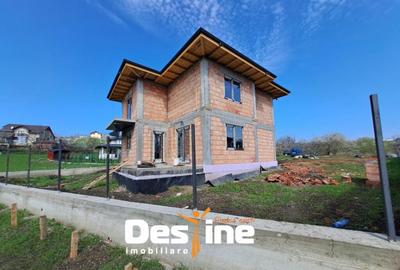 Casă cu 4 camere cu Teren 488 Mp în Miroslava - 12