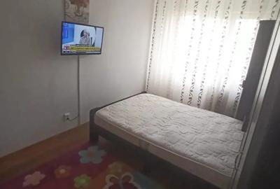 Proprietar.Inchiriez apartament 2 camere decomandat sector 3 p ta Salajan - 2