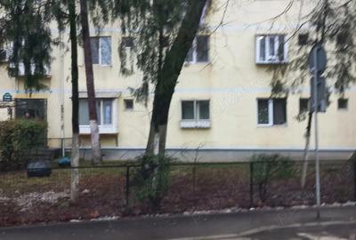 Berceni, Piata Resita - 1