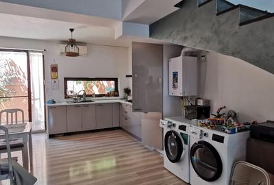 ►Bratianu Casa P+1 Constructie 2015 Mobilata Utilata Centrala Orientata SUD-VEST - 3
