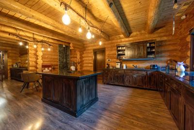 Proprietate Spectaculoasa - Sanctuar de liniste - Teren 4.7Ha - 1.000 MP Utili - 3