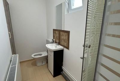 Spațiu comercial, de 50 mp, în Central - 5