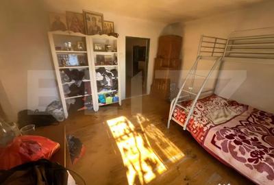 Casă cu 3 camere cu Teren 4500 Mp în Răcari - 1